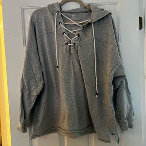 AERIE - MEDIUM - NAUTICAL GRAY HOODIE